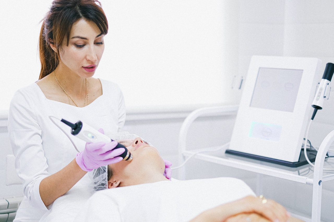 Best Skin Doctor in Shahibaug | Dermatologists in Shahibaug, Ahmedabad